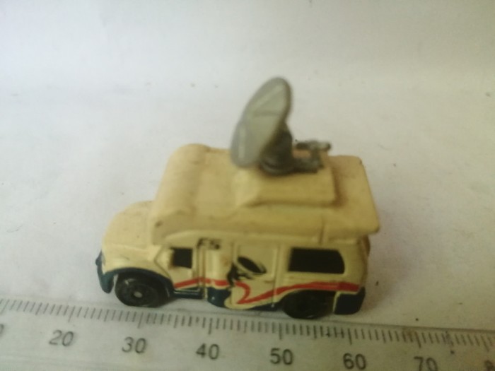 bnk jc Hasbro ( tip Micromachines ) - masina de presa