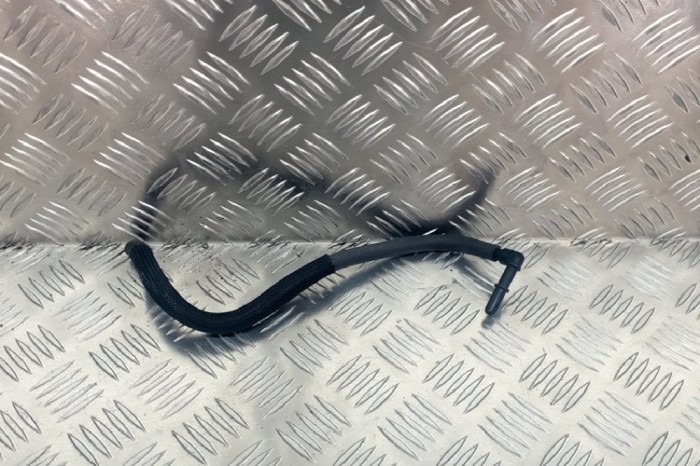 Furtun de lichid de răcire VOLVO XC90 II 2019 11463558