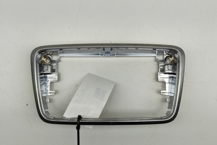 Ornament player muzical MERCEDES-BENZ A W176 2015 OEM: A1766890018 31382885