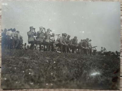 Manevrele dela Lipova, la Observator// fotografie interbelica foto
