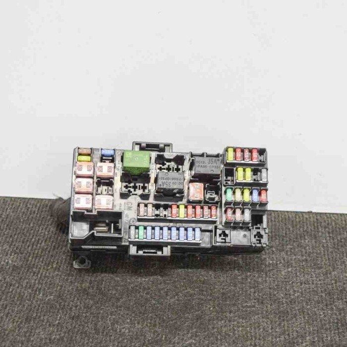 Panou de siguranțe OPEL MOKKA / MOKKA X 2018 OEM: 42601326