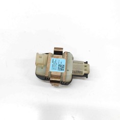 Senzor de ploaie INFINITI Q30 2019 OEM: A2469002403 | 31519664