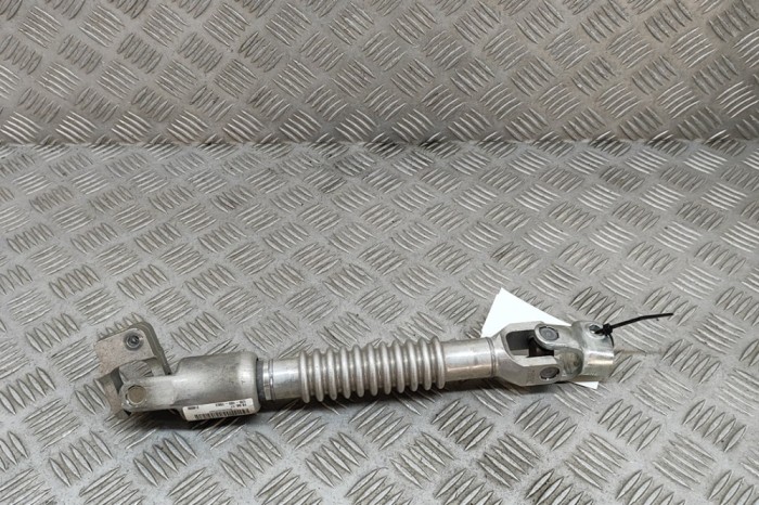 Articulație coloana de direcție BMW 2 Active Tourer F45 2019 OEM: 6865653 27135561