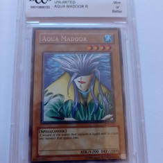 Cartonas YU-GI-OH ! 2002 - AQUA MADOR - gradat BCCG 10 MINT OR BETTER