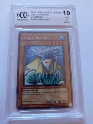 Cartonas YU-GI-OH ! 2002 - AQUA MADOR - gradat BCCG 10 MINT OR BETTER foto