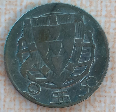 (A485) MONEDA DIN ARGINT PORTUGALIA - 2.5 ESCUDOS 1942, 3.5 GRAME, PURITATE 650 foto