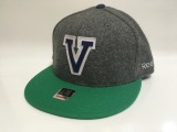 Vancouver Canucks șapcă de baseball Varsity Flex Hat - S, Reebok