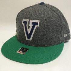 Vancouver Canucks șapcă de baseball Varsity Flex Hat - S