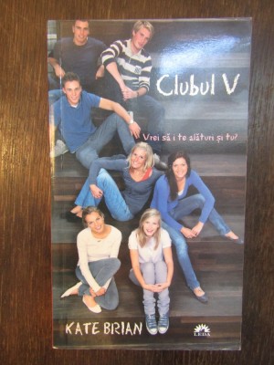 CLUBUL V -KATE BRIAN foto