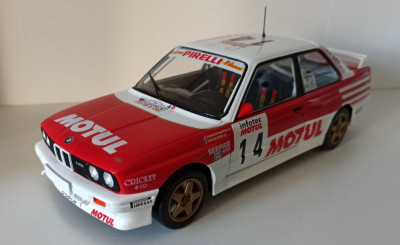 Macheta BMW M3 E30 rally 1988 - IXO/Altaya 1/18 foto