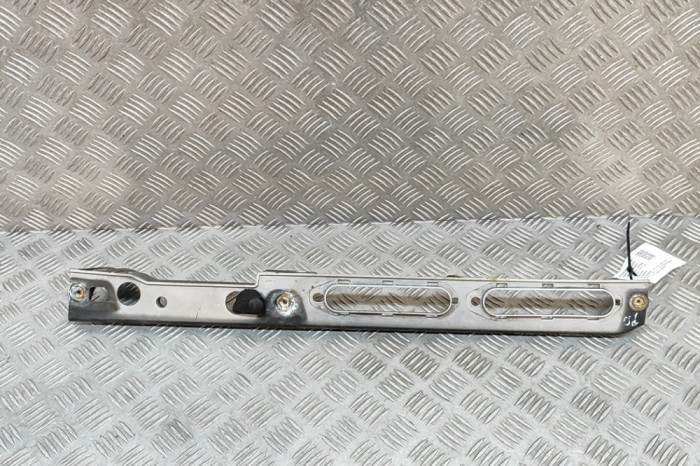 Suport aripa dreapta față LAND ROVER RANGE ROVER SPORT II L494 2018 OEM: CPLA-16150-AE 29995397
