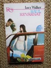 Raul revarsat - Lucy Walker