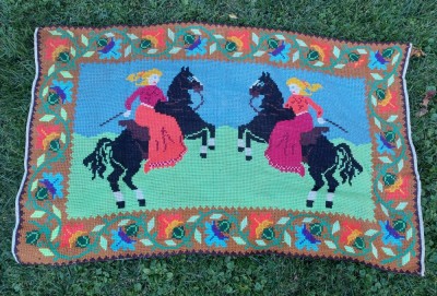 Peretar vechi carpeta taraneasca populara cusatura, Maramures anii 60-70, model cu doua domnite pe cal foto