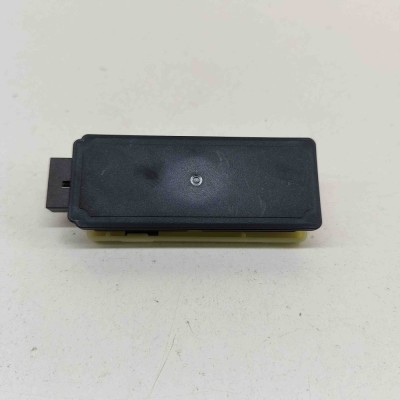 Amplificator de antena BMW iX1 U11 BEV 2023 OEM: 5A707E0,A3C04887505,5A320A9 foto