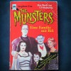 THE MUNSTERS - EINE FAMILIE MIT BISS - STEPHEN COX - DAS BUCH ZUR US KULTSERIE