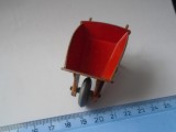 Bnk jc Dinky 105B Wheelbarrow (1952-1954)