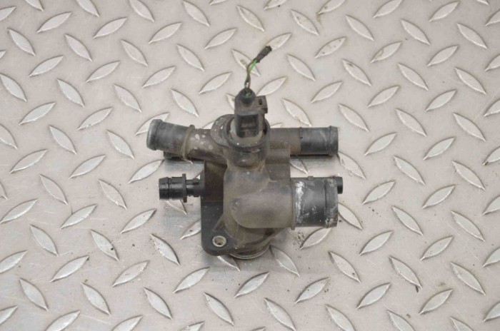 Termostat VW GOLF V 1K1 2006 OEM: 06F121133C 20199186