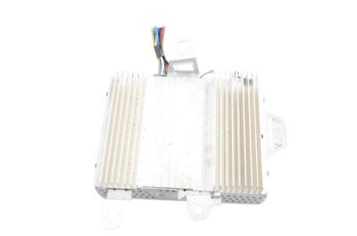 Amplificator de sunet TESLA MODEL Y 2022 OEM: 1507152-01-B foto