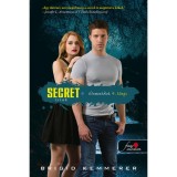 Secret - Titok - Element&aacute;lok 4. - Brigid Kemmerer