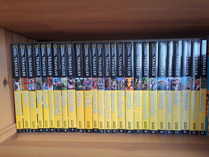 National Geographic Traveler - 26 volume - editura Adevarul