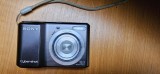 APARAT FOTO DIGITAL SONY DSC-S2100 , FUNCTIONEAZA PE BATERII AAA SI ACUMULATORI