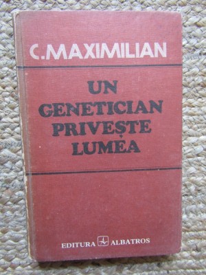 UN GENETICIAN PRIVESTE LUMEA -C.MAXIMILIAN foto