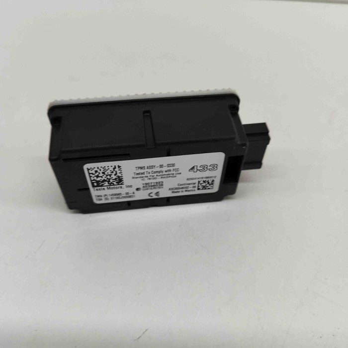 Modul de control presiune anvelope TESLA MODEL 3 2019 OEM: 1458965-00-A,A3C00046202-00,A3C00046202,40398036 23899304