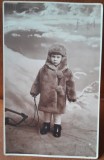 Fotografie tip carte postala, baietel in perioada interbelica