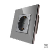 Priza inteligenta Wi‑Fi Luxion cu monitorizare consum si rama din sticla gri
