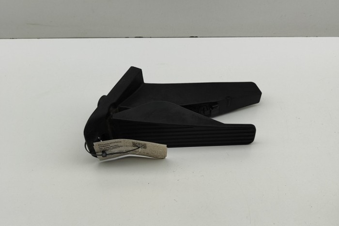 Pedala de accelerație VOLVO XC60 II 246 2023 OEM: 32269124 30485465