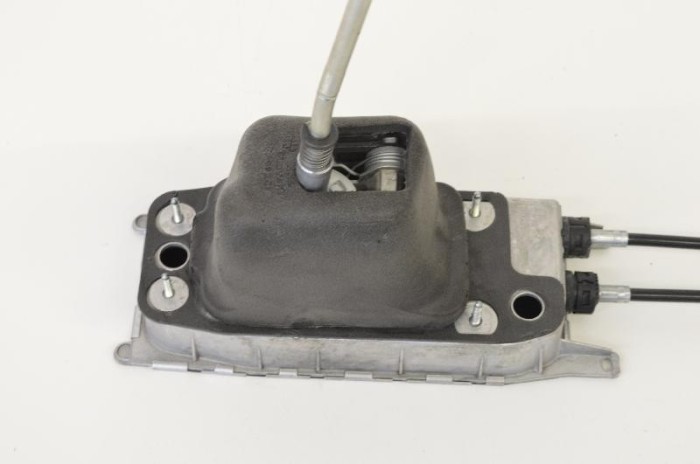 Timonerie cutie de viteze AUDI Q3 8U 2016 OEM: 8U2.819.403,1K0.711.091.A 2124228