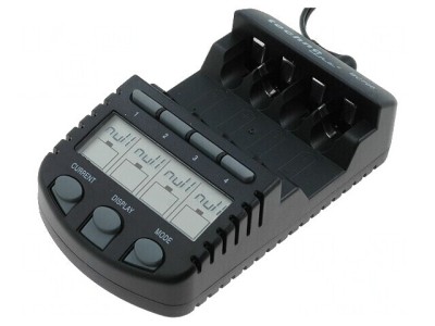 &amp;Icirc;ncărcător cu Microprocesor Ni-MH AA/AAA BC-700 foto