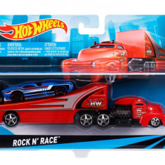 Set Camion si Masina Sport Hot Wheels Rock N Race