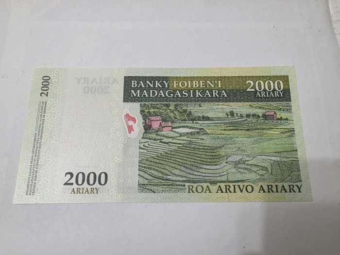 bancnota madagascar 2000 a 2007-2014