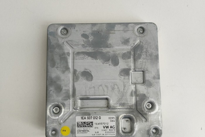 VW ID.3 E11 2021 OEM: 1EA937012G,1EA937012,A3C05600907 SKU: 22540373