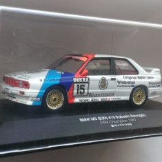 Macheta BMW M3 E30 Roberto Ravaglia campion DTM 1989 - CMR 1/43