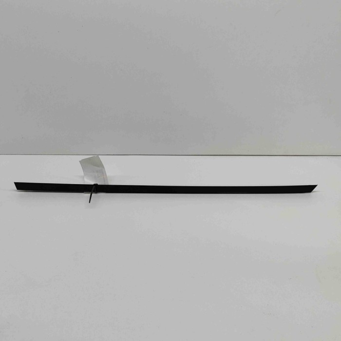 Chedar geam ușă dreapta spate LAND ROVER RANGE ROVER VELAR L560 2019 OEM: J8A2-255A6C-AD