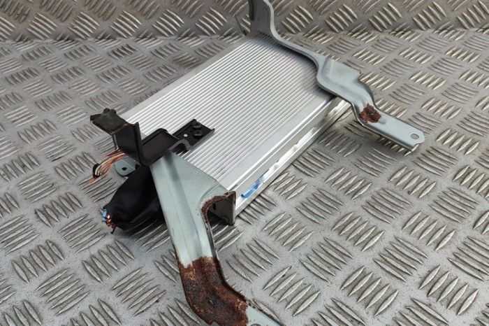 Amplificator de sunet TOYOTA PRIUS Hatchback _W2_ 2005 OEM: 86280-0w240 | 31468029
