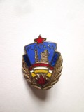 Rara! Insigna Flacara Ploiesti 1952-1956,astazi este Petrolul