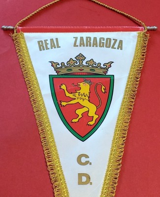 Acheter un drapeauReal Zaragoza custom