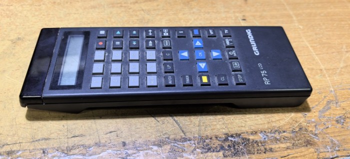 Telecomanda Grundig RP 75 LCD