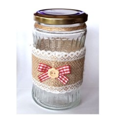 Borcan decorat cu iuta, panglica rosie si nasture&nbsp;din&nbsp;lemn