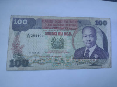 Bancnota Kenya 100 Shillings 1987 foto
