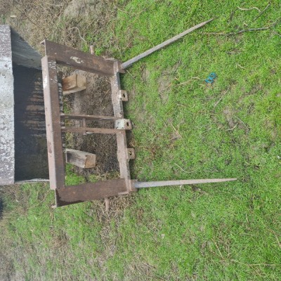 Tractor u445 dt cu incarcator foto