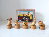 Lot 5 ascutitori vechi chinezesti in cutia originala, anii 70-80, de lemn