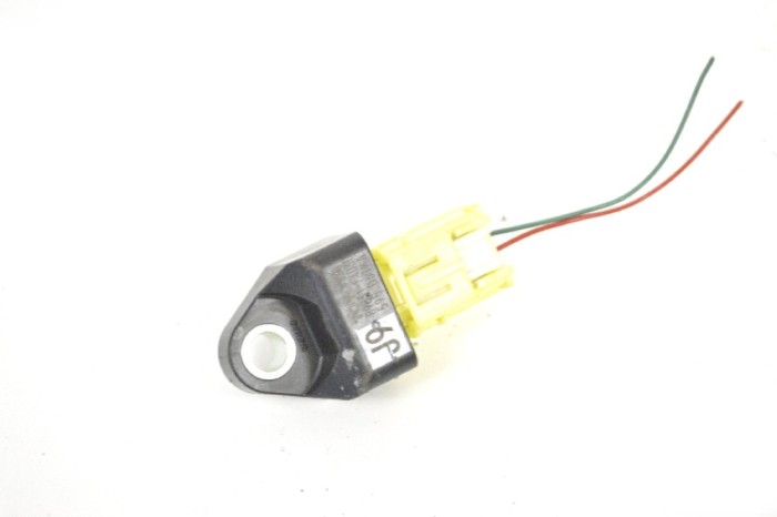 Senzor de impact lateral dreapta TOYOTA C-HR _X1_ 2018 OEM: 89831-F4030 11454807