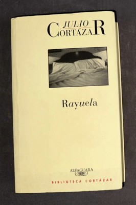 Julio Cortazar RAYUELA in spaniola foto