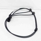 Port USB AUX Tesla Model S 2017 OEM 1004815-08-B Original