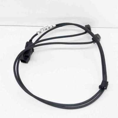 Port USB/AUX-In TESLA MODEL S 2017 OEM: 1004815-08-B | 14340410 foto