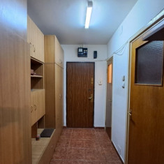 Vând apartament 3 camere